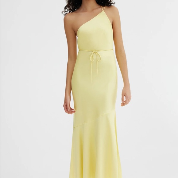 Significant other size 8 one shoulder. Silk, butter yellow, tie - Picture 4 of 5